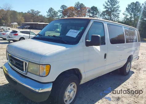 2003 Ford E-350 Super Duty Xl/Xlt из США, поврежденный, VIN 1FBSS31L53HA00521